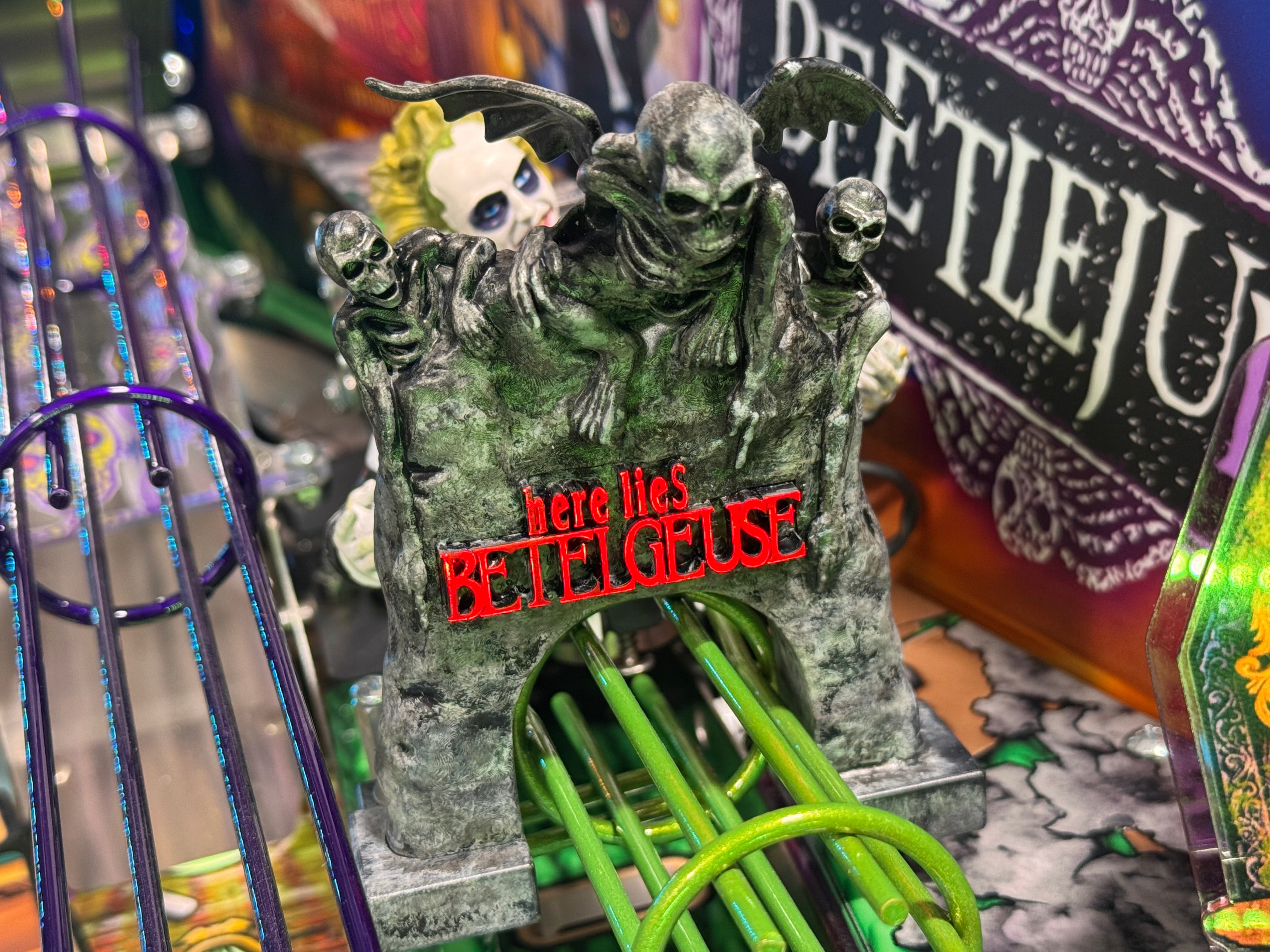 BEETLEJUICE Graveyard TOMBSTONE "here lies BETELGEUSE" in Burning Brimstone